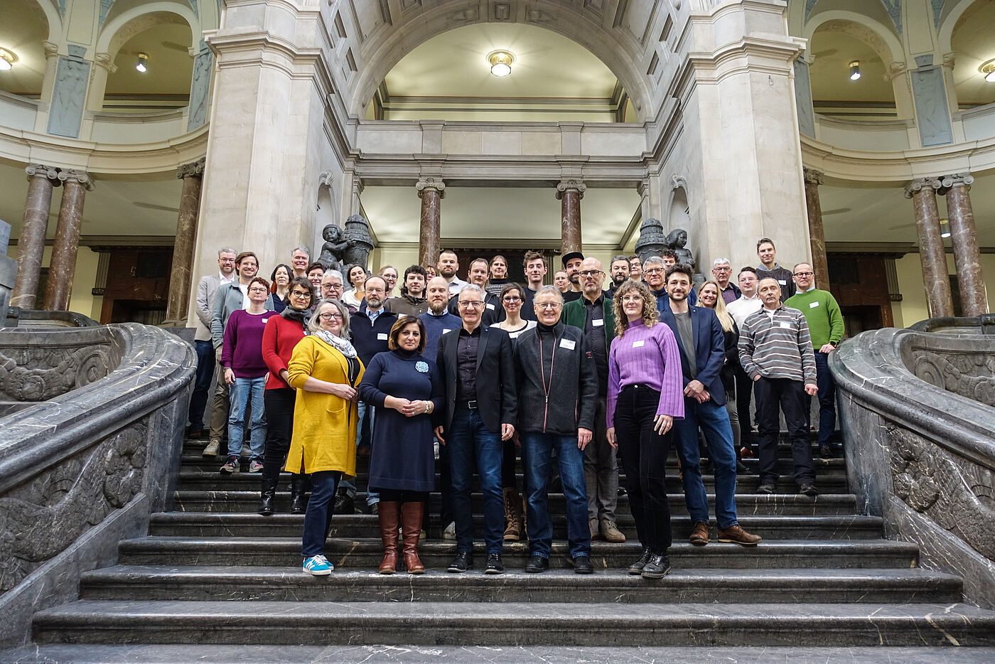 Gruppenbild der Teilnehmer*innen des Lastenradgipfels 2024